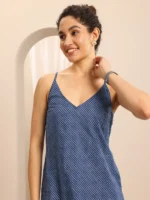 Blue Printed Cotton Blend Straight Short Kurti - Image 4