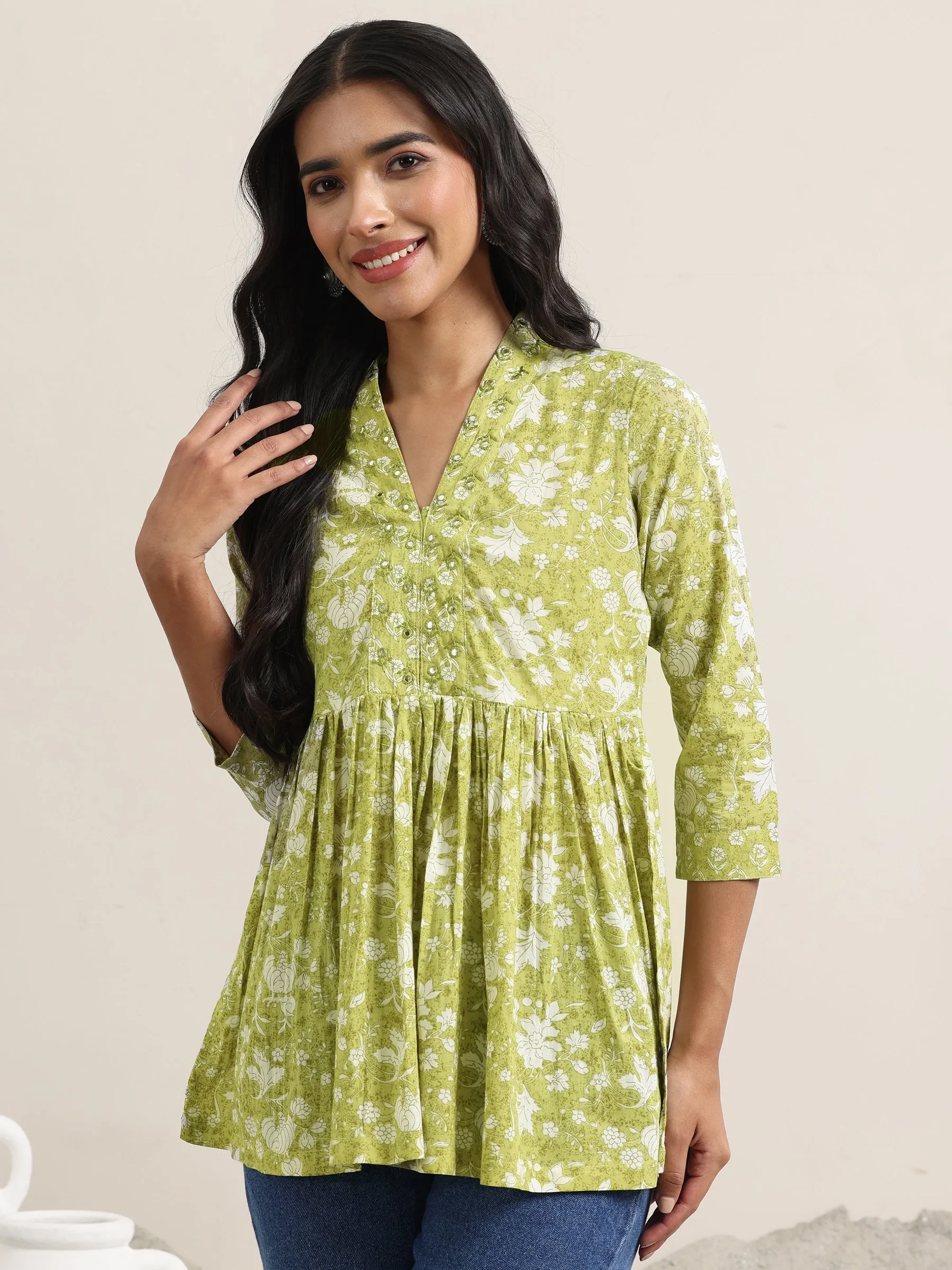 98002O_1_MAIN.webp Green Printed Cotton Anarkali Kurti - Image 1